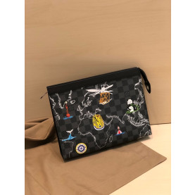 LOUIS VUITTON 루이비통 2020 모노그램 남여공용 클러치백 M61692,LOUB1661,26cm,블랙