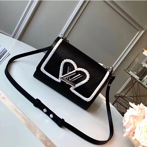 LOUIS VUITTON 루이비통 트렁크 클러치 M54286
