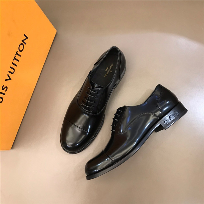 LOUIS VUITTON 루이비통 남성용 구두 L50890 2020/신상