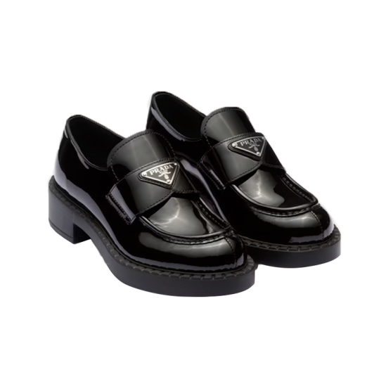 PRADA 프라다 초콜렛 트라이앵글 로고 브러쉬드 로퍼 블랙 1D246M