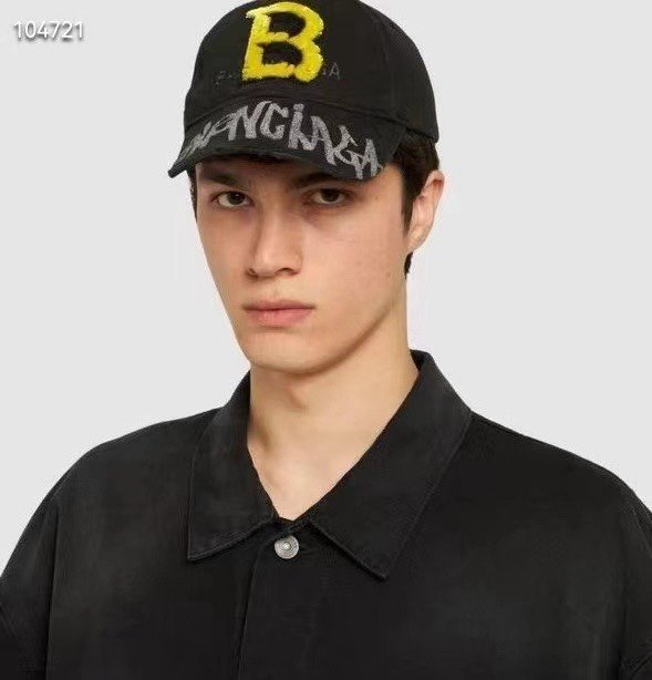 BALENCIAGA 발렌시아가 업사이클 캡