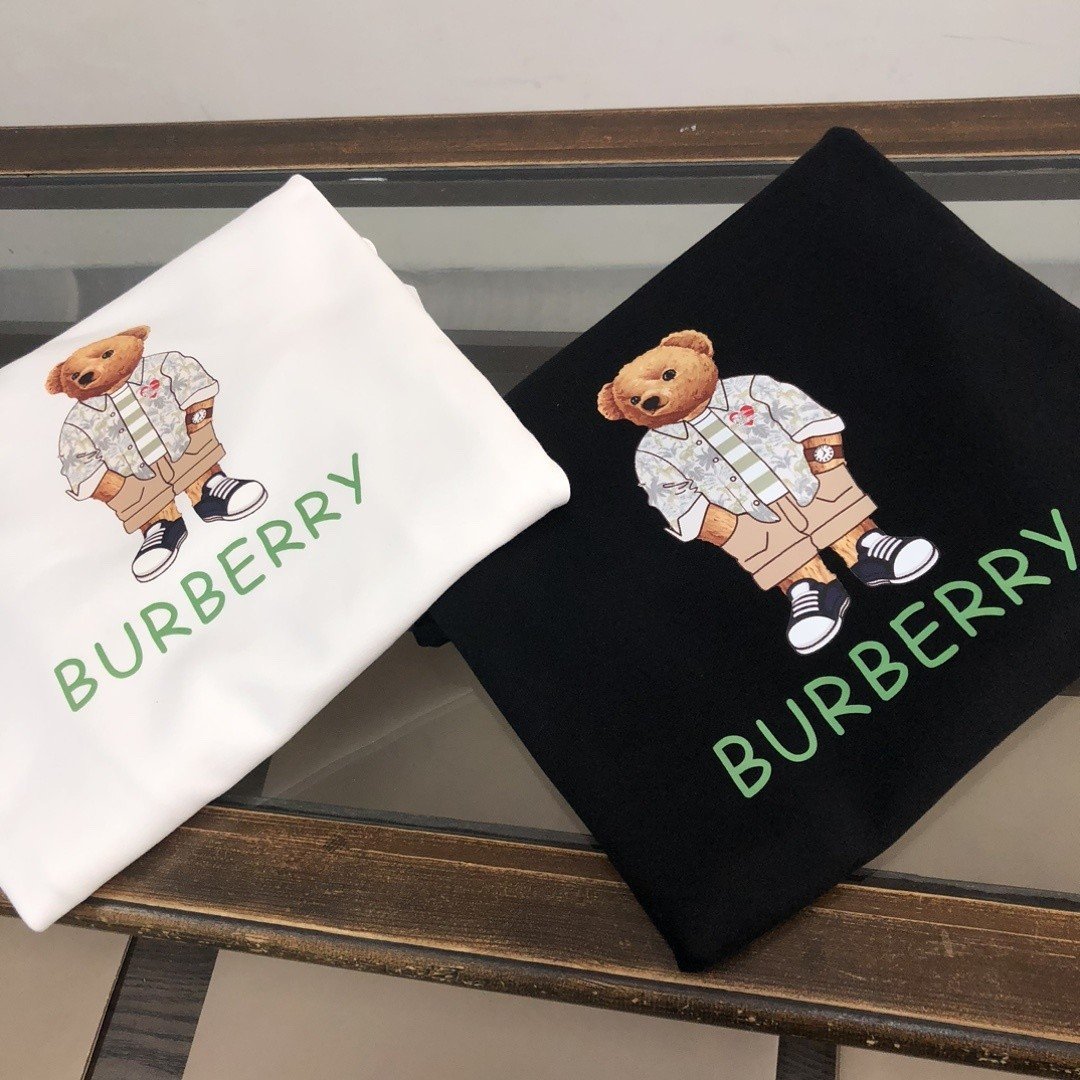 BURBERRY 버버리 카미시아 베어 맨투맨